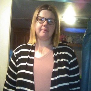 Meet your Posher, Maya